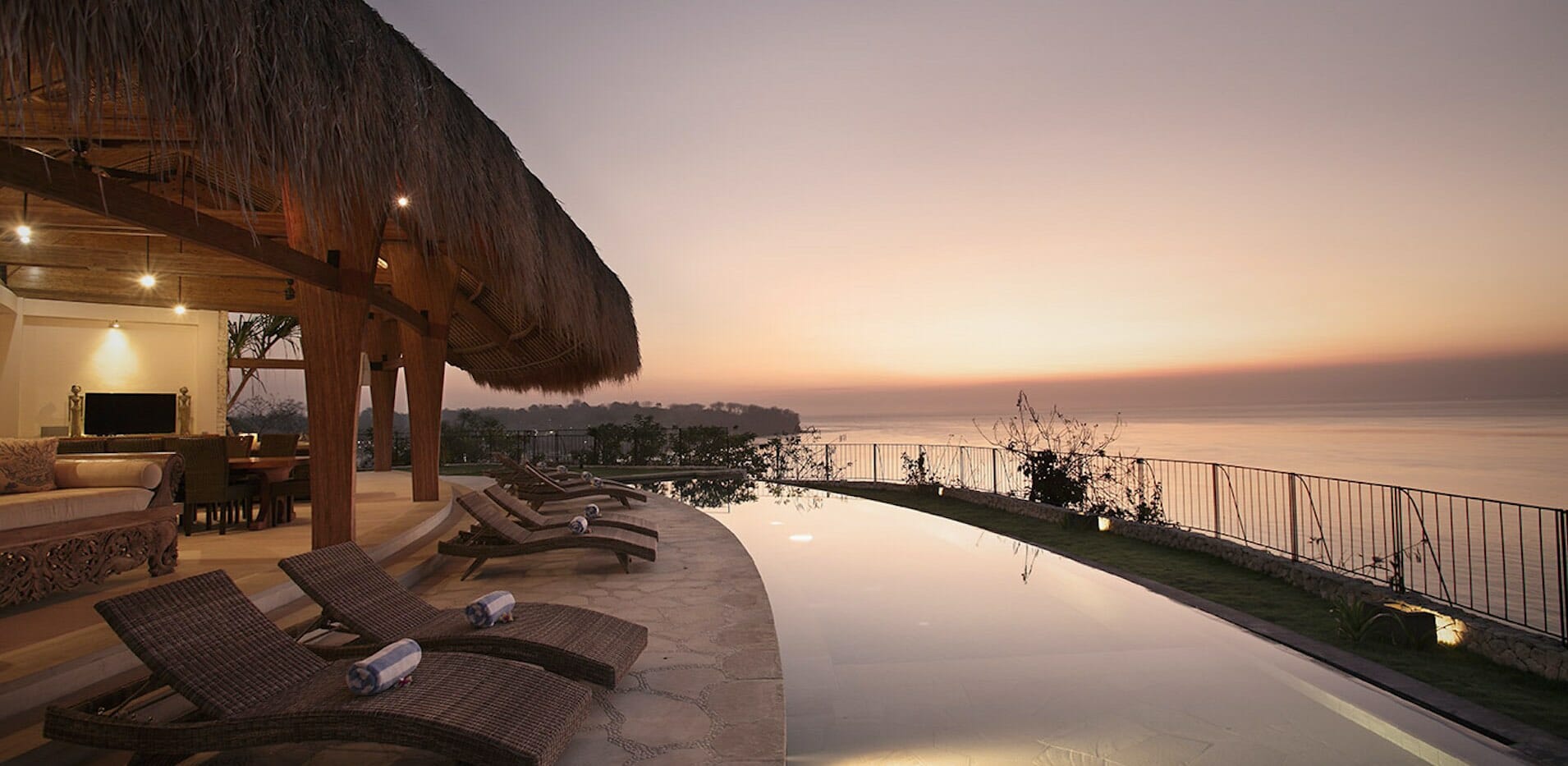 Tanjung Villa, Villa Tanjung. Luxury Villa. Nusa Lembongan Accommodation, Luxury Villa Bali, Bali Villa, Beachfront Villa, Nusa Lembongan Villa